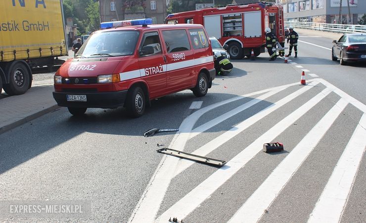 Zderzenie Audi i Citroena na krajowej ósemce w Bardzie