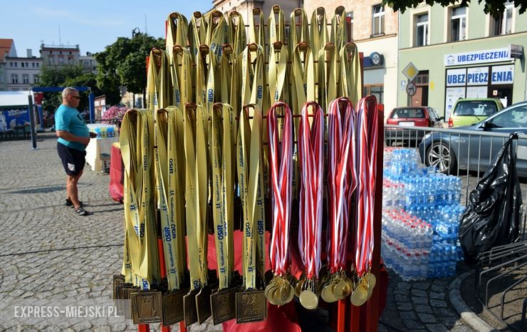 Czwarta edycja „Ząbkowickiej Dychy” w obiektywie