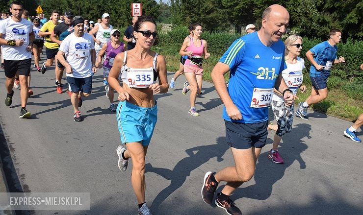 Czwarta edycja „Ząbkowickiej Dychy” w obiektywie