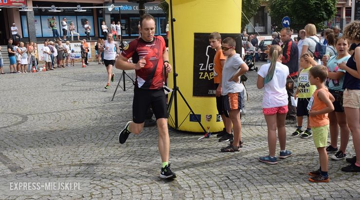 Czwarta edycja „Ząbkowickiej Dychy” w obiektywie