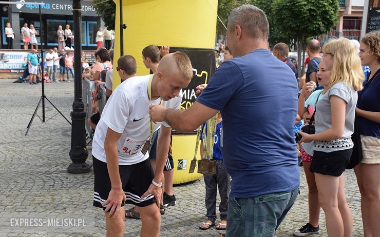 Czwarta edycja „Ząbkowickiej Dychy” w obiektywie