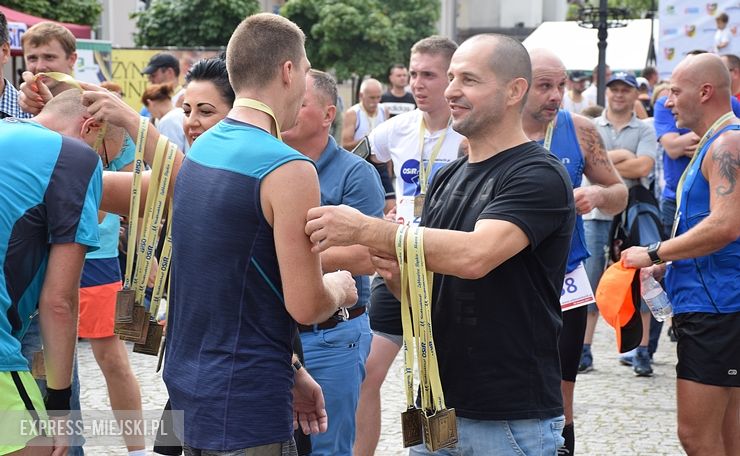 Czwarta edycja „Ząbkowickiej Dychy” w obiektywie