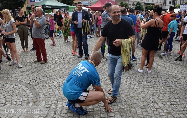 Czwarta edycja „Ząbkowickiej Dychy” w obiektywie