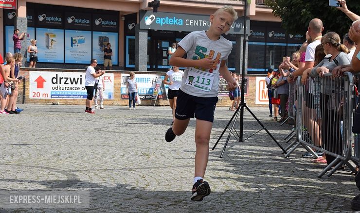 Czwarta edycja „Ząbkowickiej Dychy” w obiektywie