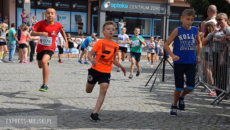 Czwarta edycja „Ząbkowickiej Dychy” w obiektywie