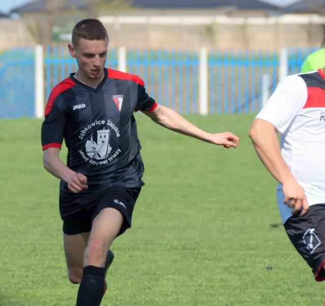 Polonia Ząbkowice Śląskie 5:0 (2:0) Koliber Uciechów