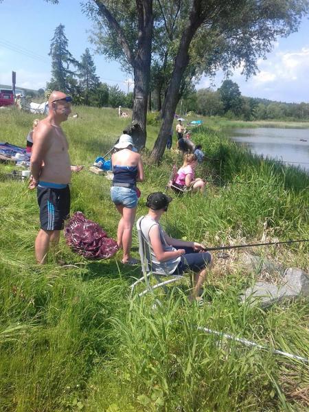 Piknik wędkarski z okazji Dnia Dziecka