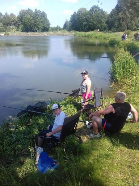 Piknik wędkarski z okazji Dnia Dziecka