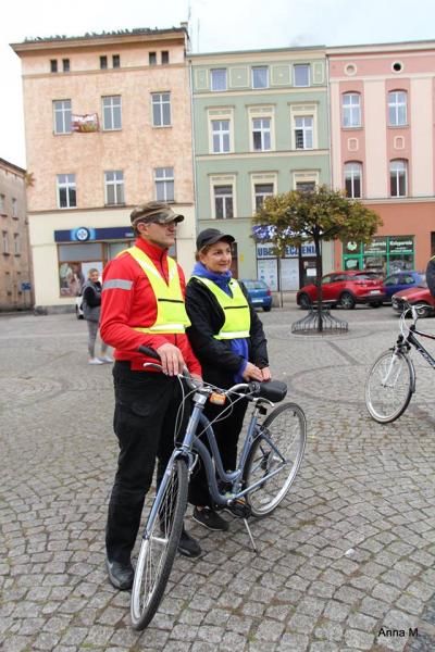 Kampania pod hasłem „1,5 metra szacunku na drodze” w Ząbkowicach Śląskich