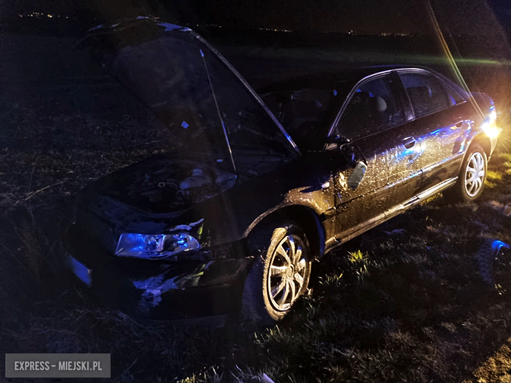 Wypadek z udziałem motocyklisty między Stolcem a Kamieńcem Ząbkowickim  [foto]