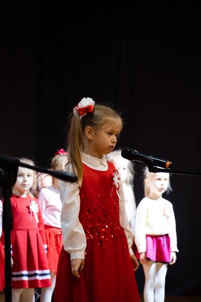 Przedszkolny Przegląd Artystyczny na Dzień Niepodległości