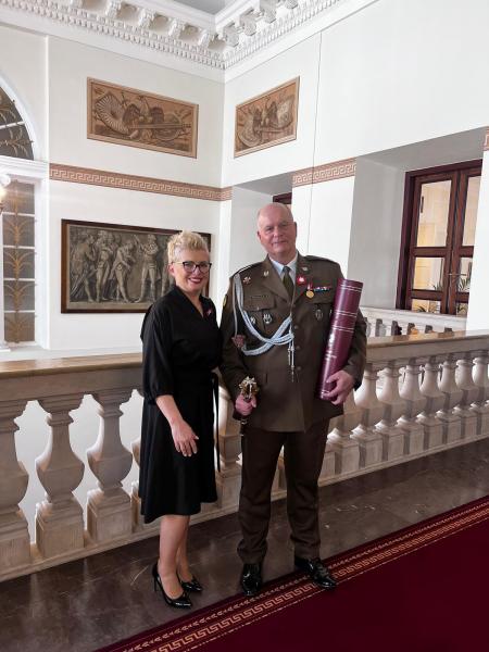 Płk. Dariusz Machula, rodowity ząbkowiczanin, dowódca 2. Brygady Zmechanizowanej w Złocieńcu, otrzymał z rąk prezydenta awans na stopień generała brygady Wojska Polskiego 