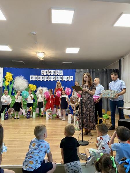 Zakończenie „zerówkowego” roku szkolnego w Przedszkolu „Zielona Dolina” w Mąkolnie