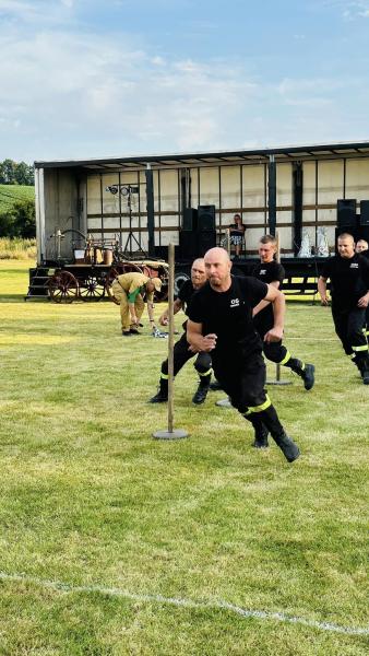 W Lubnowie trwa 9. Zlot Starych Sikawek Strażackich [foto]