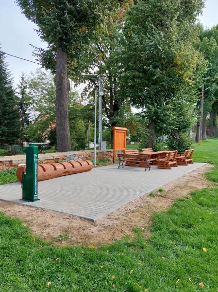 W ząbkowickiej gminie powstały miejsca rekreacji dla rowerzystów