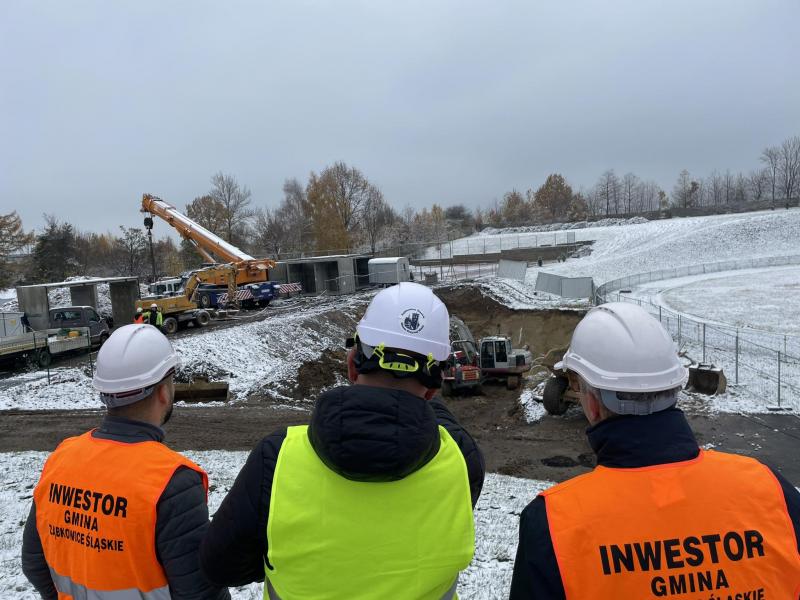 Trwają Prace Nad Nowym Budynkiem Wielofunkcyjnym Oraz Infrastrukturą Na ...