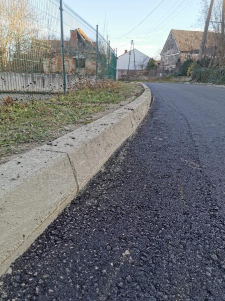 Sołectwo Bożnowice ma już kanalizację. Teraz trwa odtwarzanie dróg gminnych