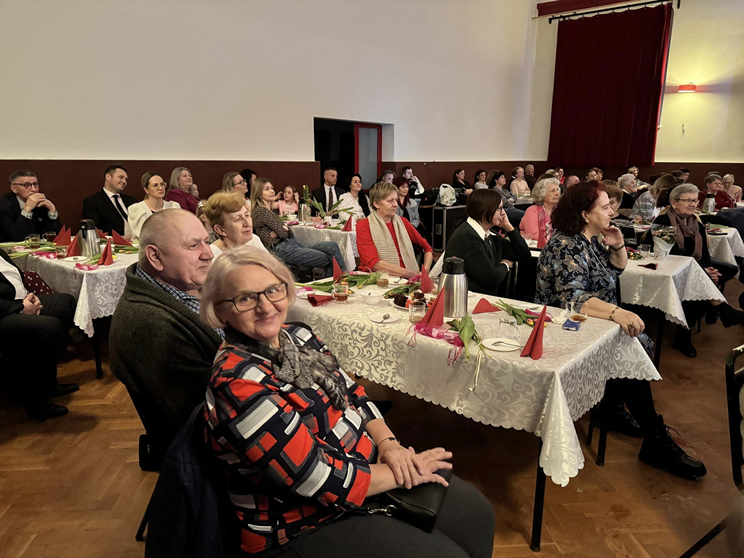 Obchody Dnia Kobiet w Ciepłowodach