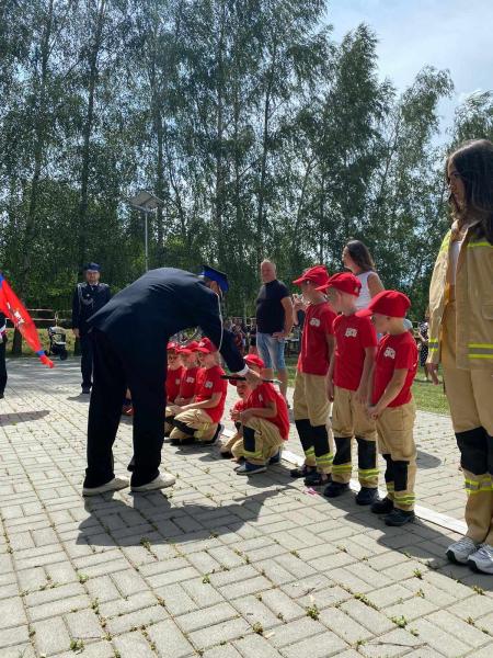 Piknik rodzinny połączony ze ślubowaniem młodych druhów w Dzbanowie