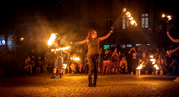 Miasto Ognia - spektakl teatru miejskiego w Ząbkowicach Śląskich