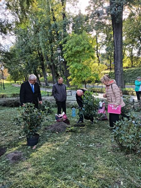 Seniorzy z Ząbkowickiego Uniwersytetu Trzeciego Wieku zainaugurowali rok szkolny