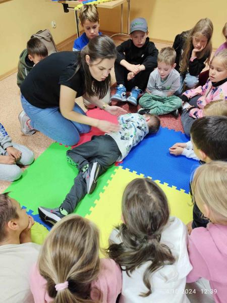 Uczniowie z Barda na zielonej szkole w Załęczu Wielkim