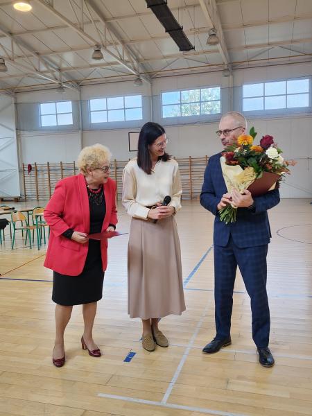 Uroczysta akademia z okazji Dnia Edukacji Narodowej w Złotym Stoku