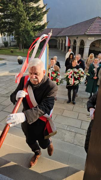 Obchody 106. rocznicy odzyskania Niepodległości przez Polskę w Bardzie