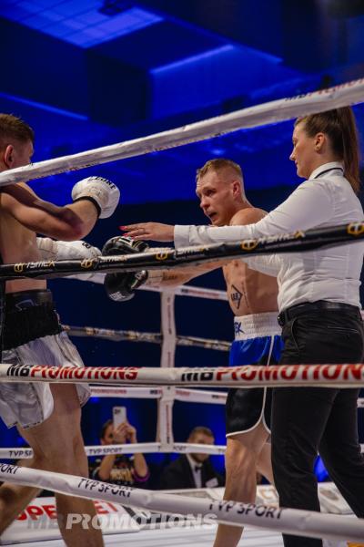 MB Boxing Night 22: Damian Gurtatowski - Bartłomiej Wańczyk