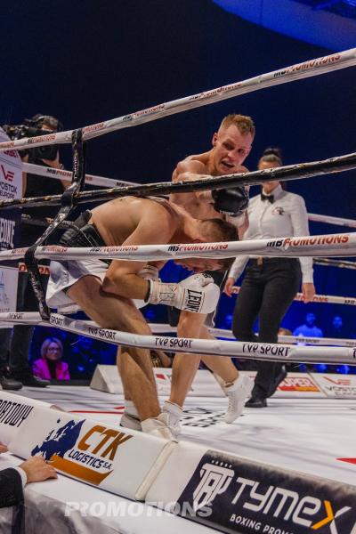 MB Boxing Night 22: Damian Gurtatowski - Bartłomiej Wańczyk