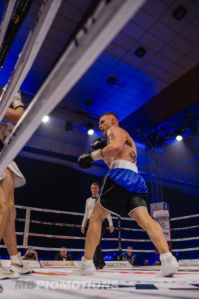 MB Boxing Night 22: Damian Gurtatowski - Bartłomiej Wańczyk