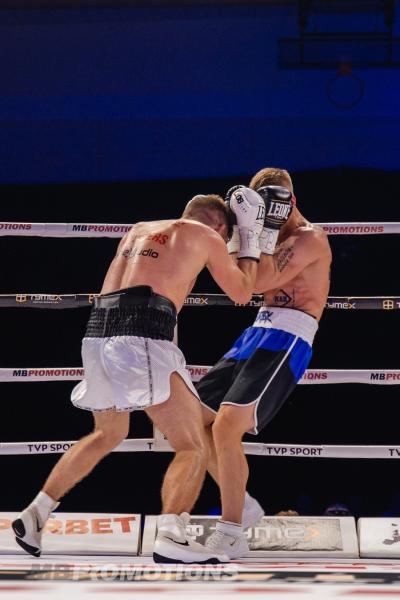 MB Boxing Night 22: Damian Gurtatowski - Bartłomiej Wańczyk