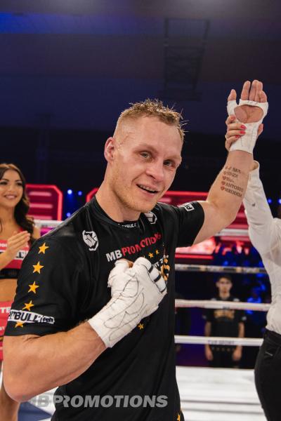 MB Boxing Night 22: Damian Gurtatowski - Bartłomiej Wańczyk