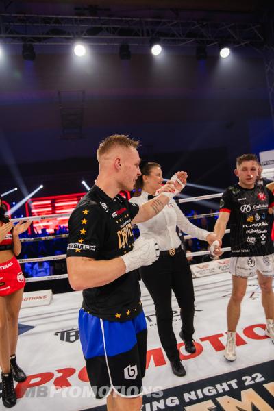 MB Boxing Night 22: Damian Gurtatowski - Bartłomiej Wańczyk