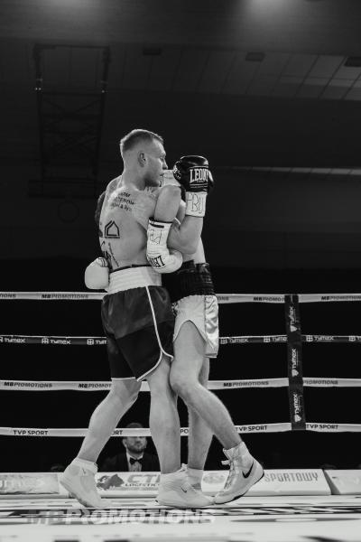 MB Boxing Night 22: Damian Gurtatowski - Bartłomiej Wańczyk