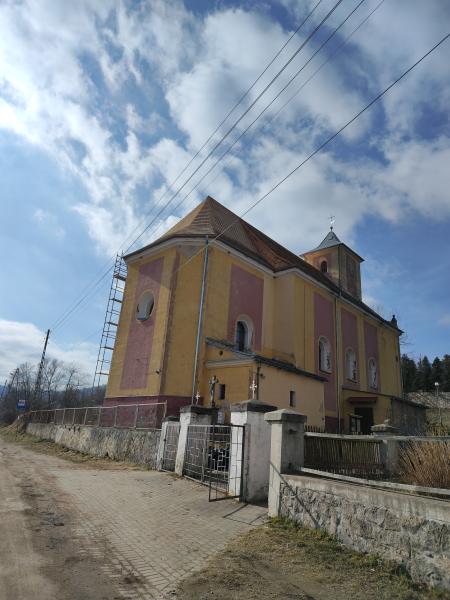 Nowe pokrycie dachowe kościoła św. Jakuba w Chwalisławiu