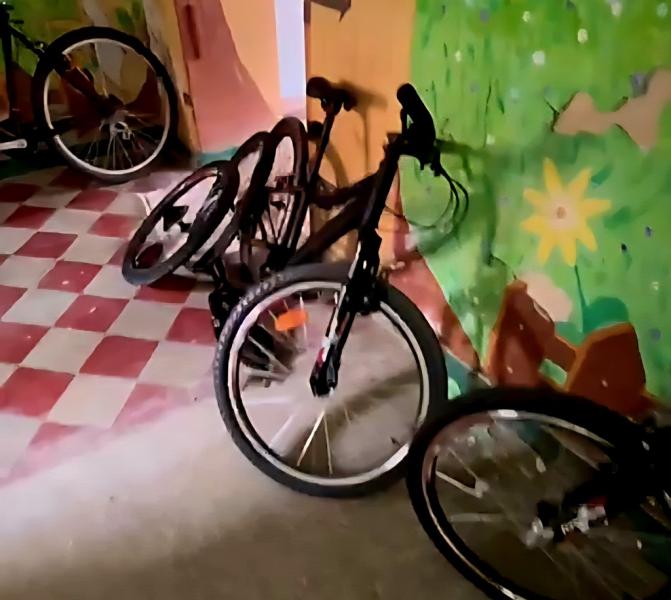 Włamanie, kradzież i akty wandalizmu w szkole w Kamieńcu Ząbkowickim