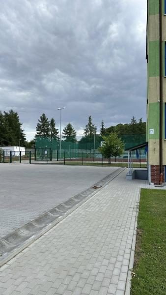 Nowy parking przy szkole i uporządkowanie odwodnienia