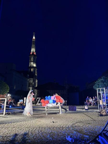 Spektakl „Wędrowcy” na ząbkowickim rynku