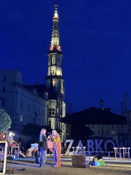 Spektakl „Wędrowcy” na ząbkowickim rynku