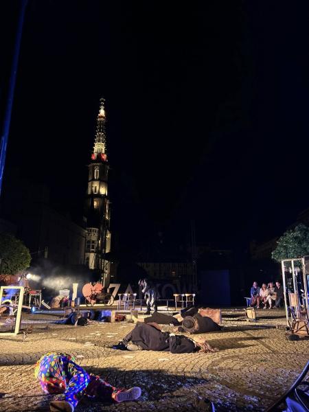 Spektakl „Wędrowcy” na ząbkowickim rynku