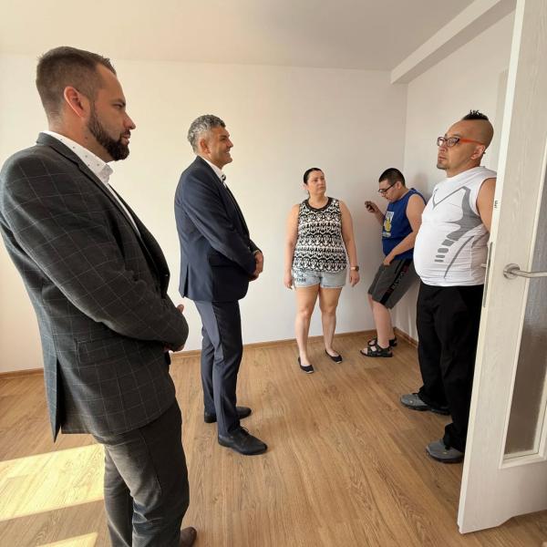 Nowy blok TBS w Ząbkowicach Śląskich oddany do użytku. Nowi lokatorzy odebrali klucze