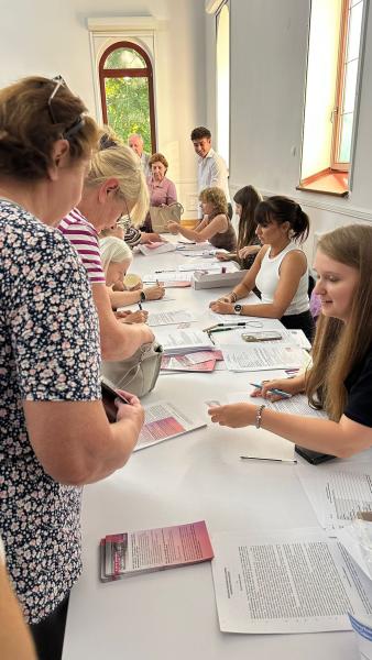 Ruszył Program Karty Seniora Aglomeracji Wrocławskiej – Jak otrzymać kartę i korzystać ze zniżek?