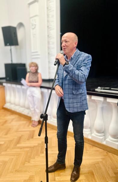 Ruszył Program Karty Seniora Aglomeracji Wrocławskiej – Jak otrzymać kartę i korzystać ze zniżek?