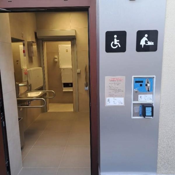 Nowa toaleta w centrum miasta już otwarta