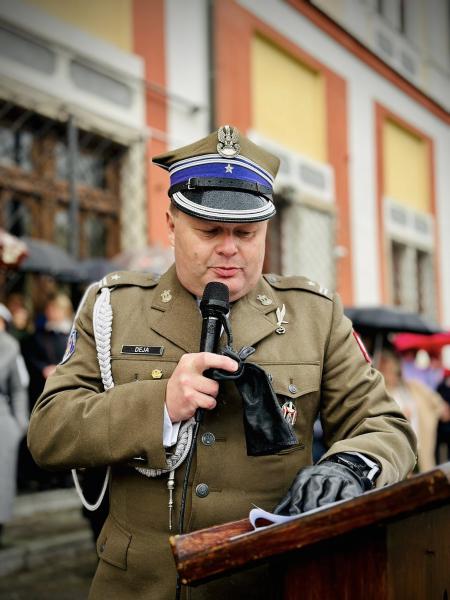Uroczyste ślubowanie pierwszoklasistów Katolickiego Liceum Ogólnokształcącego w Henrykowie 