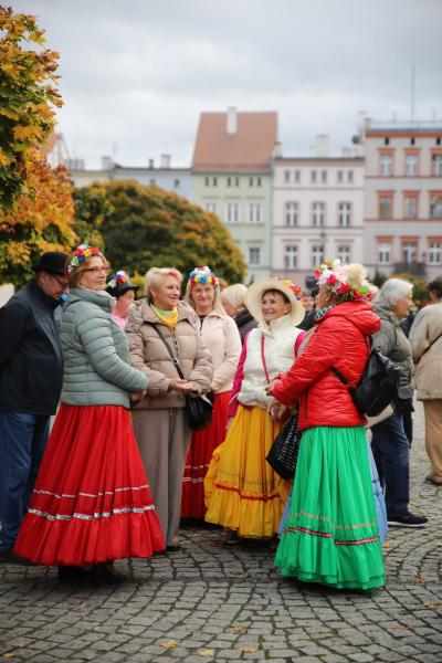 Dzień Seniora w Ząbkowicach Śląskich: barwna parada seniorów i koncert Edyty Geppert