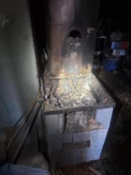 Pożar na poddaszu budynku wielorodzinnego w Henrykowie
