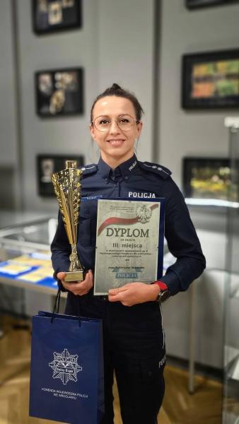 Ząbkowicka policjantka na podium wojewódzkich eliminacji konkursu dla oskarżycieli publicznych