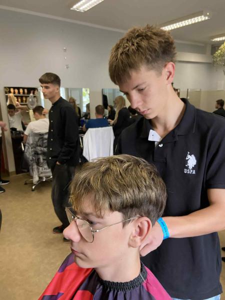 Sukces ziębickich uczniów w ogólnopolskim konkursie „Junior Skin Fade”!